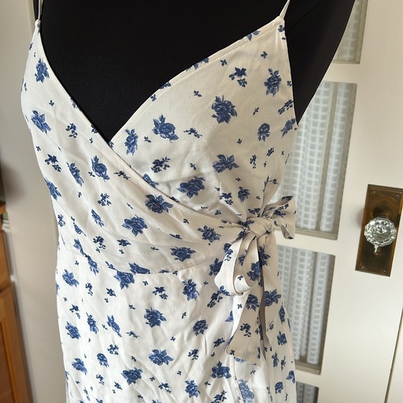 Sézane Gianna Dress NWOT - Picture 3 of 8
